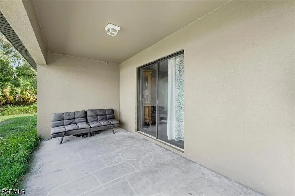 722 Arundel Circle Fort Myers FL 33913
