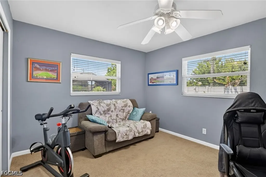 1305 SE 37th Terrace Cape Coral FL 33904