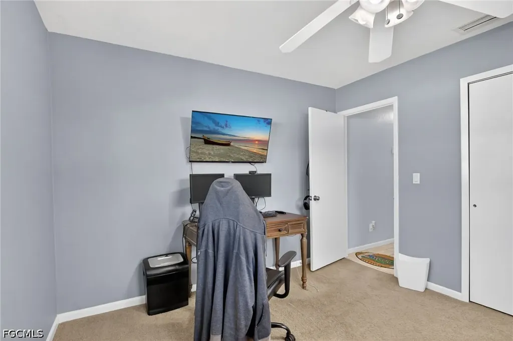 1305 SE 37th Terrace Cape Coral FL 33904