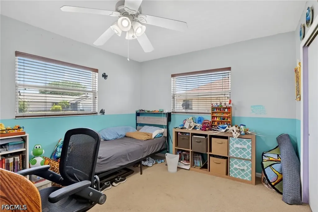 1305 SE 37th Terrace Cape Coral FL 33904