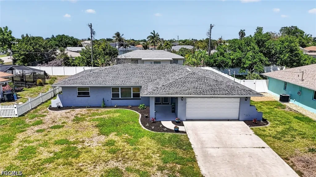 1305 SE 37th Terrace Cape Coral FL 33904