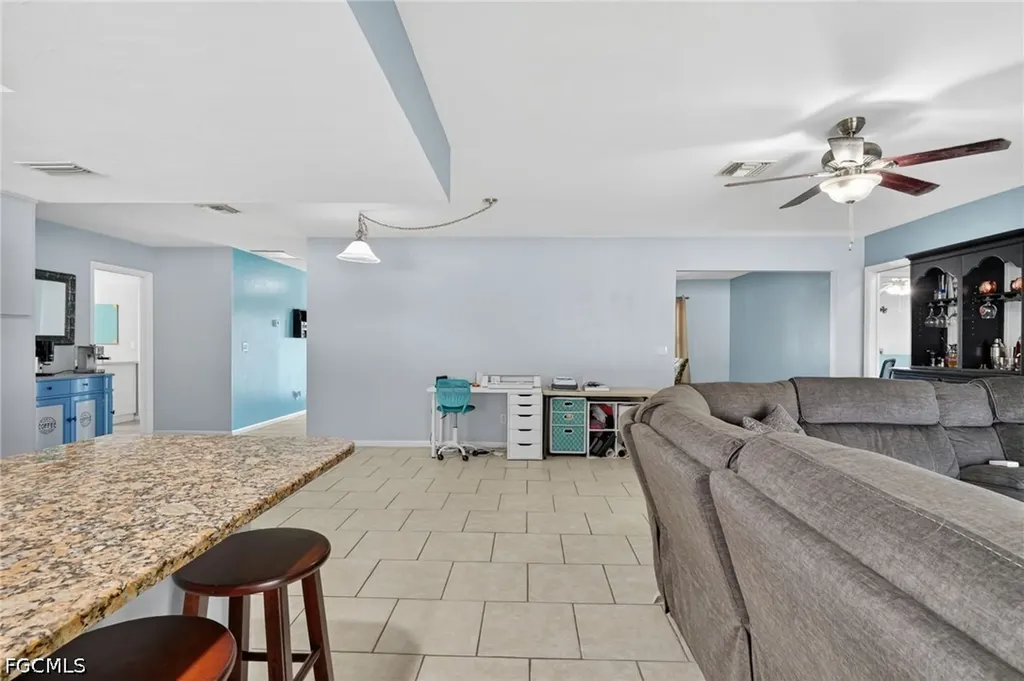 1305 SE 37th Terrace Cape Coral FL 33904