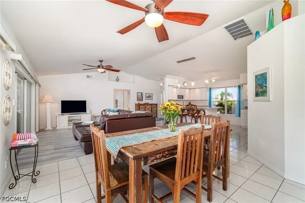 1308 SE 21st Terrace Cape Coral FL 33990