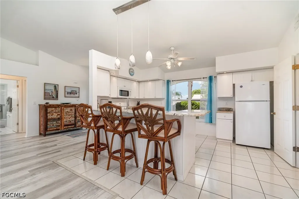 1308 SE 21st Terrace Cape Coral FL 33990