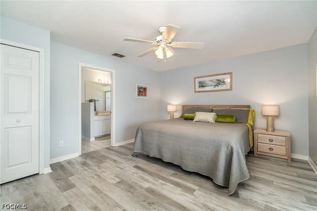 1308 SE 21st Terrace Cape Coral FL 33990