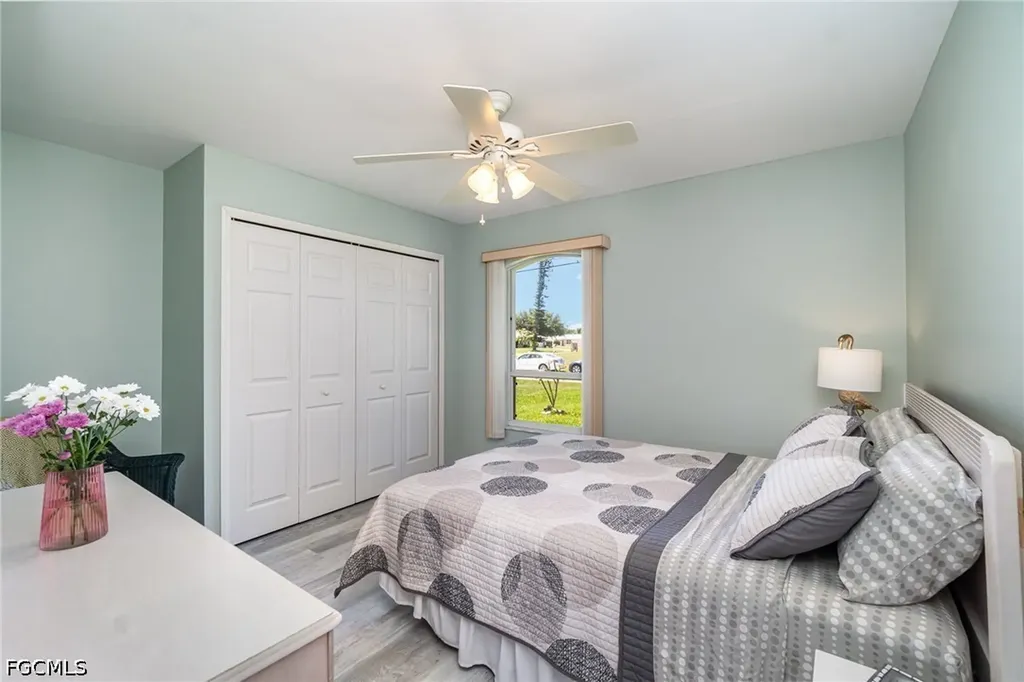 1308 SE 21st Terrace Cape Coral FL 33990