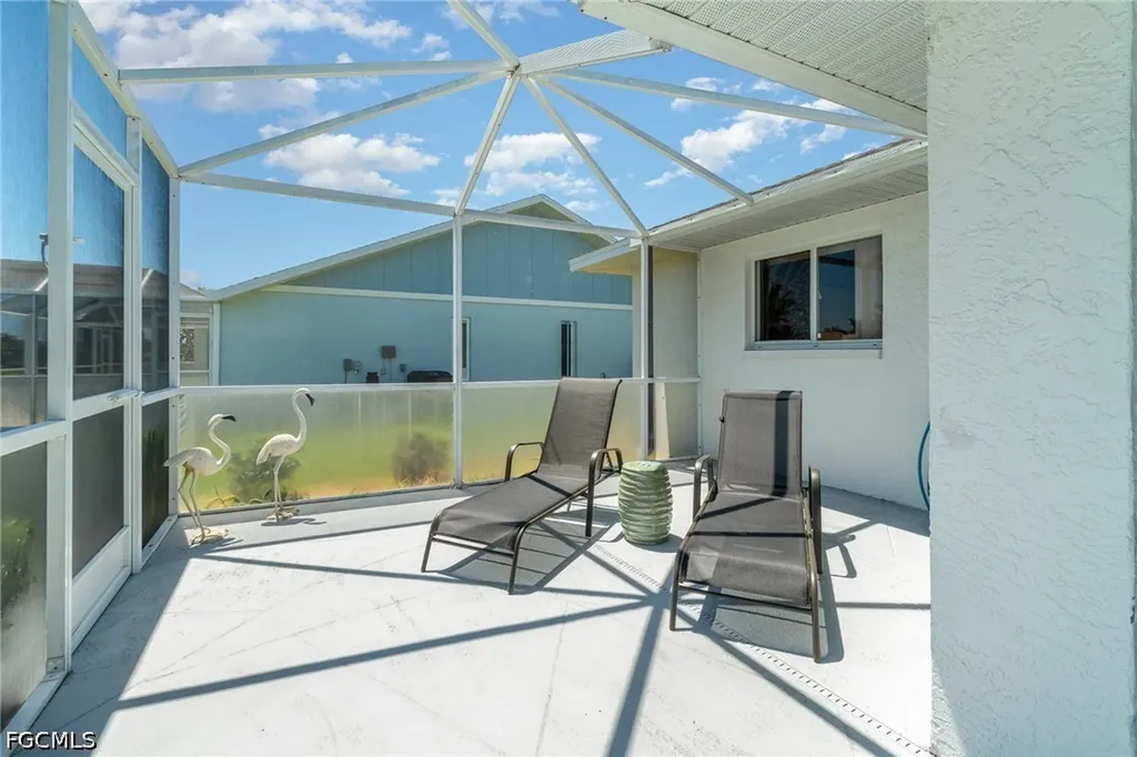 1308 SE 21st Terrace Cape Coral FL 33990