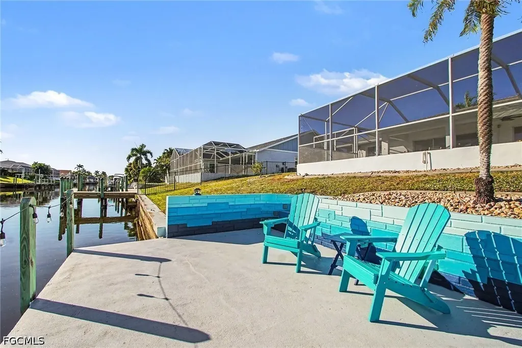 1308 SE 21st Terrace Cape Coral FL 33990