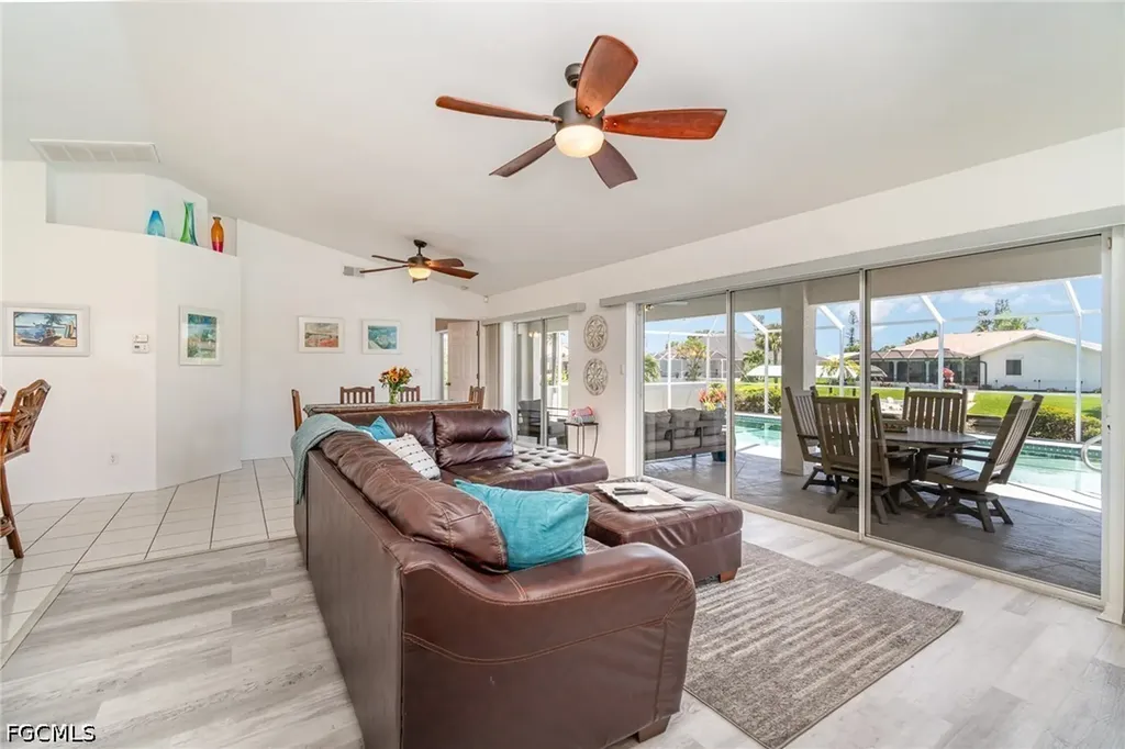 1308 SE 21st Terrace Cape Coral FL 33990