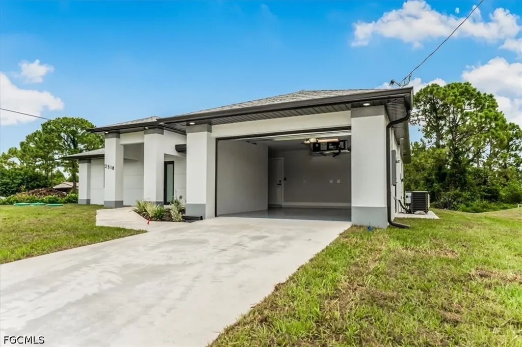 3609 22nd Street SW Lehigh Acres FL 33976