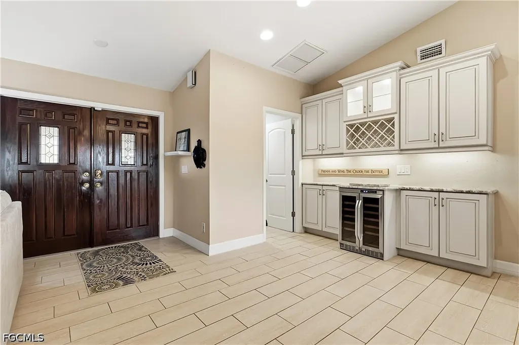 2018 SE 29th Street Cape Coral FL 33904
