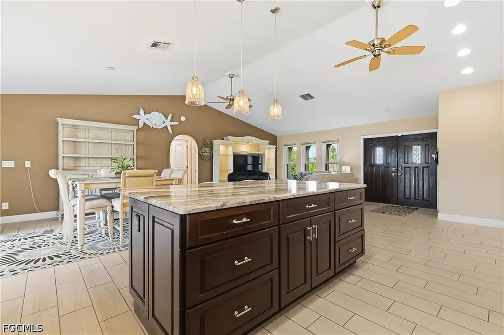 2018 SE 29th Street Cape Coral FL 33904
