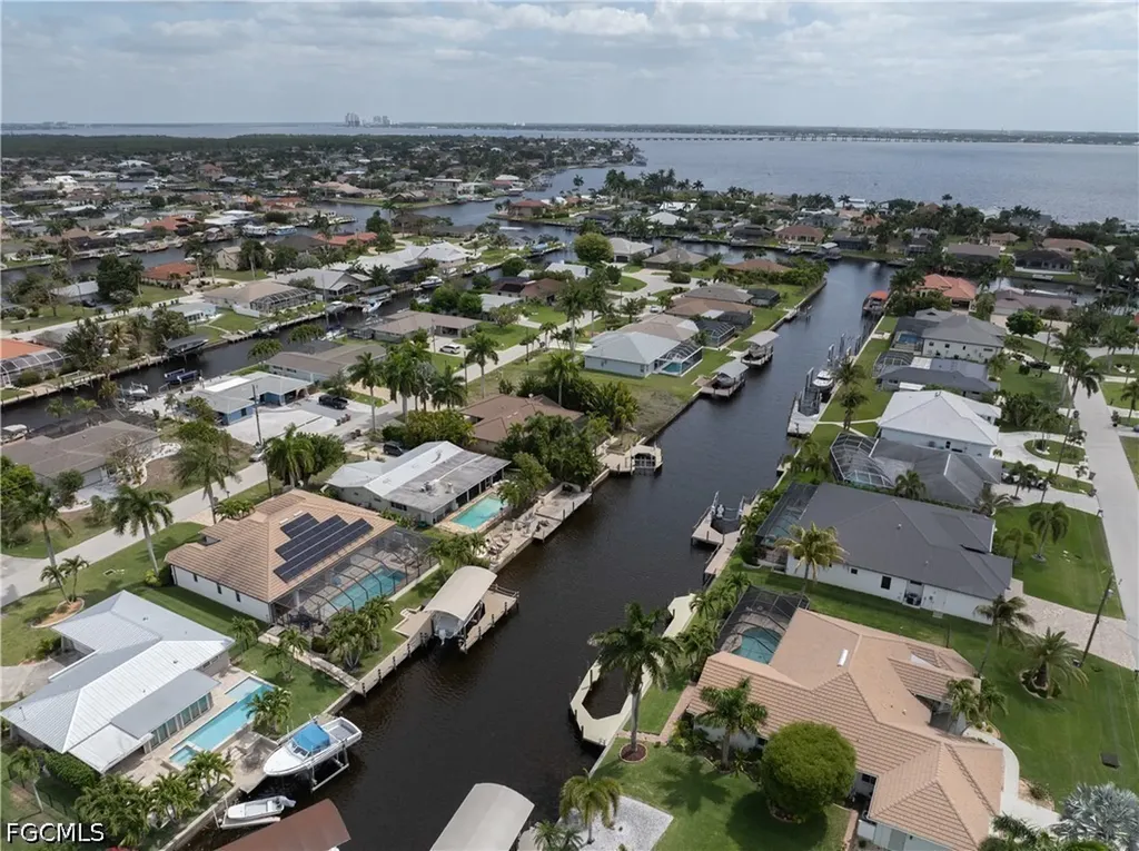 2018 SE 29th Street Cape Coral FL 33904