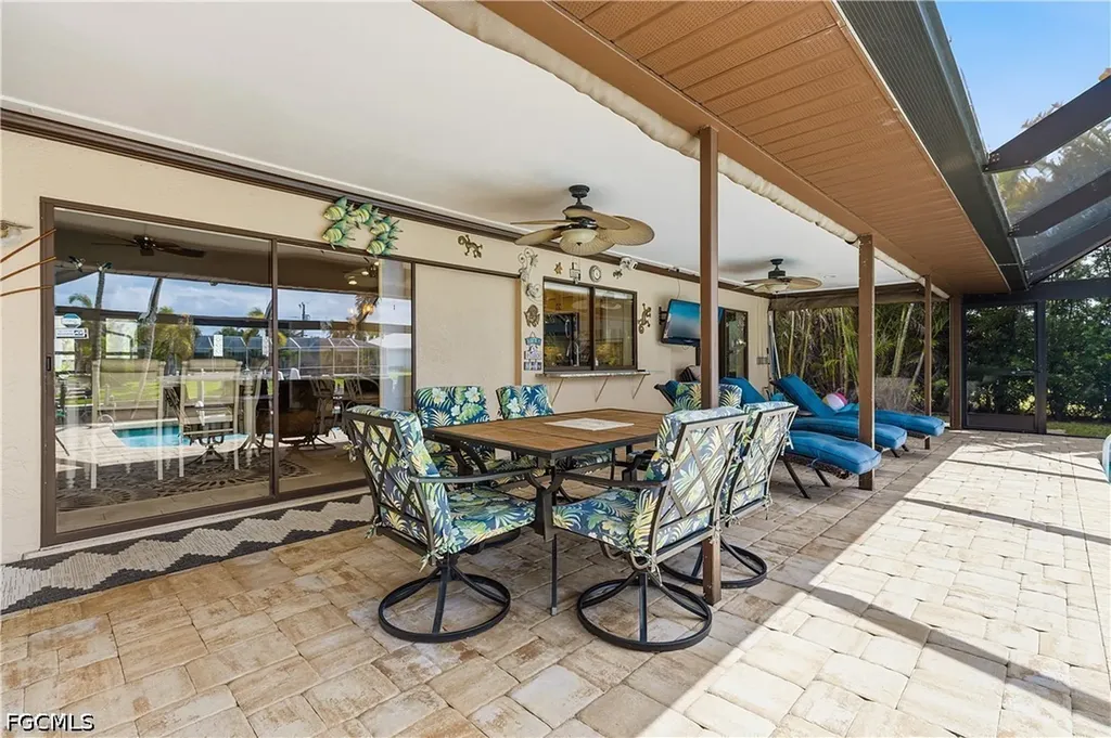 2018 SE 29th Street Cape Coral FL 33904