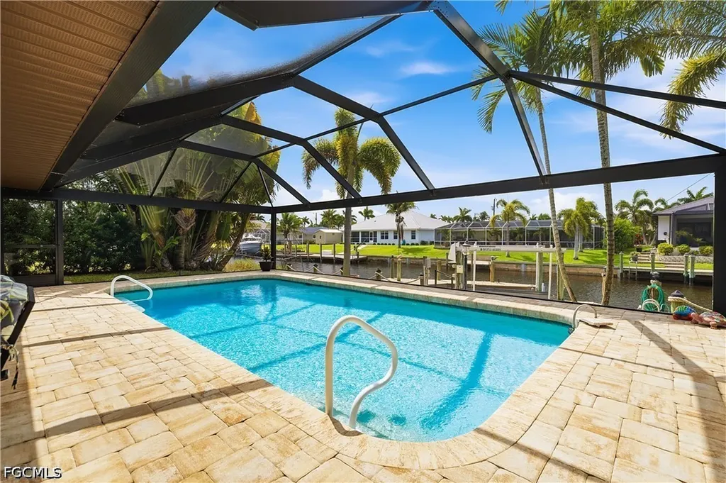 2018 SE 29th Street Cape Coral FL 33904