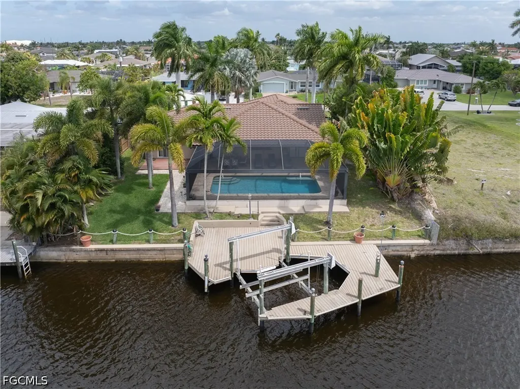 2018 SE 29th Street Cape Coral FL 33904