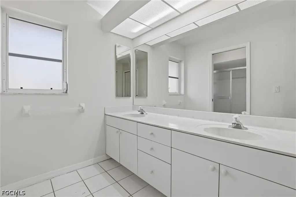 1022 SW 18th Terrace Cape Coral FL 33991
