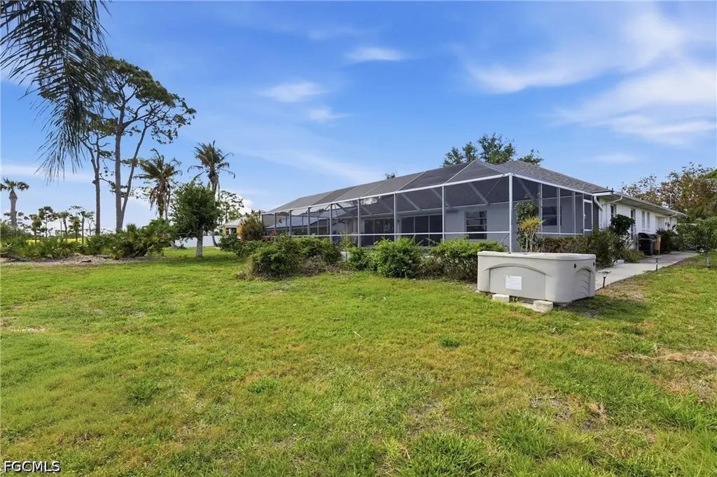 1022 SW 18th Terrace Cape Coral FL 33991