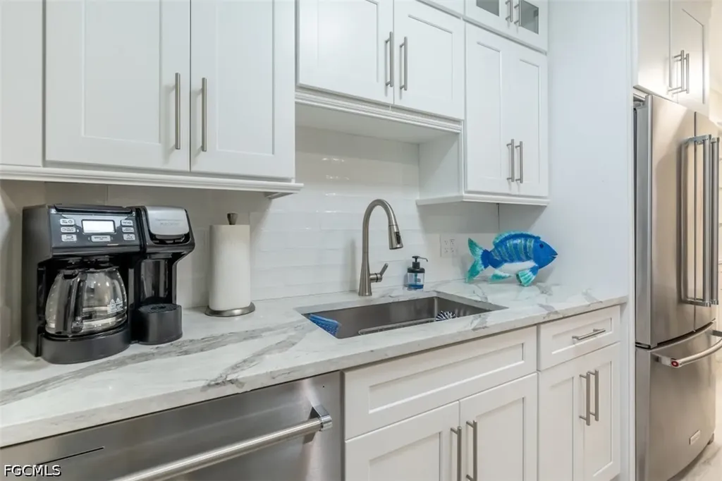 1100 Gulf Shore Boulevard N Naples FL 34102
