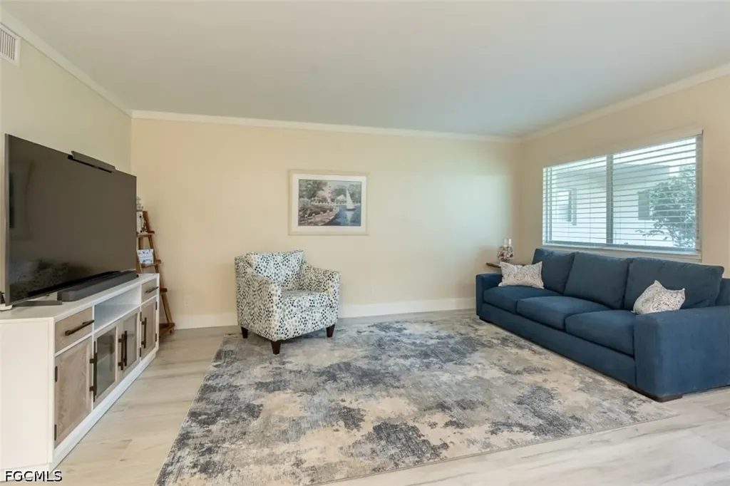 1100 Gulf Shore Boulevard N Naples FL 34102