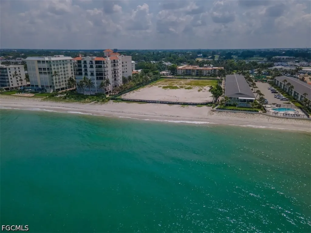 1100 Gulf Shore Boulevard N Naples FL 34102