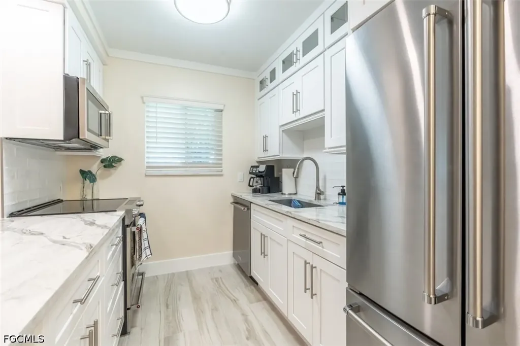 1100 Gulf Shore Boulevard N Naples FL 34102