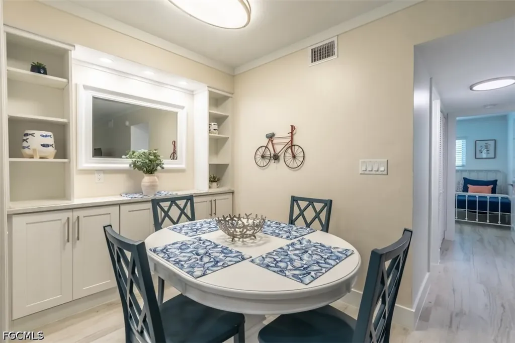 1100 Gulf Shore Boulevard N Naples FL 34102