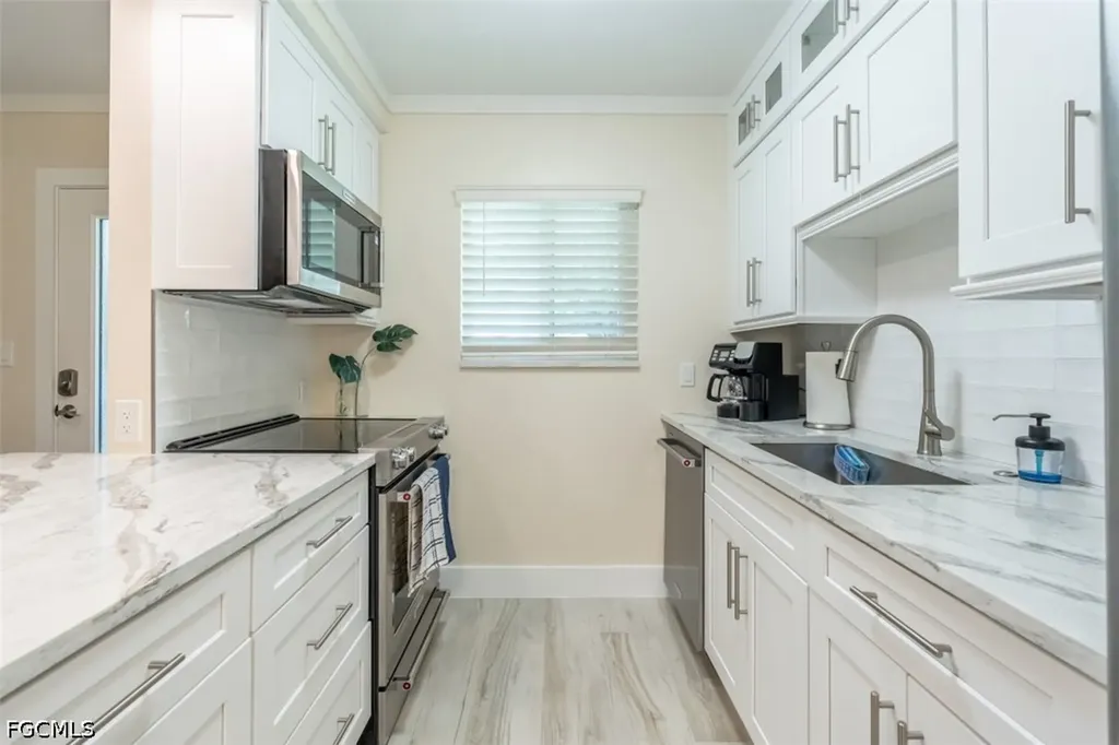 1100 Gulf Shore Boulevard N Naples FL 34102