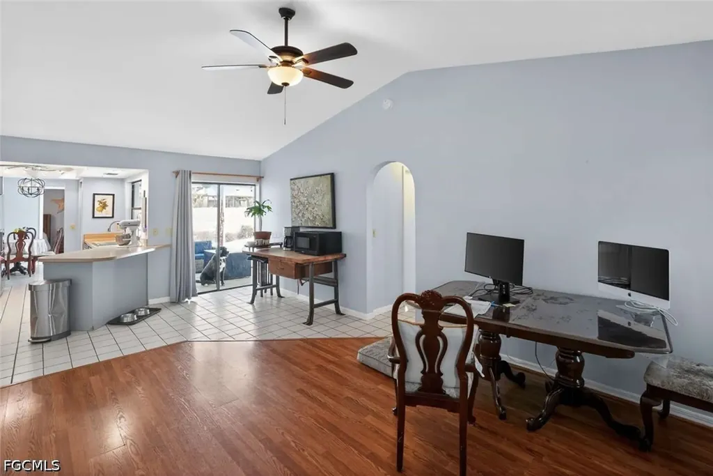 3418 SW 5th Place Cape Coral FL 33914