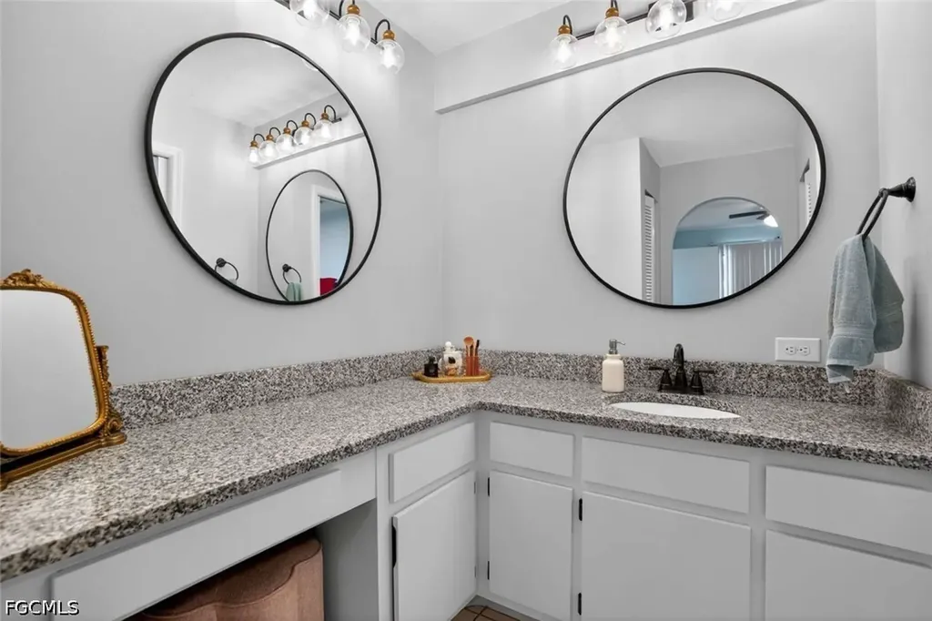 3418 SW 5th Place Cape Coral FL 33914