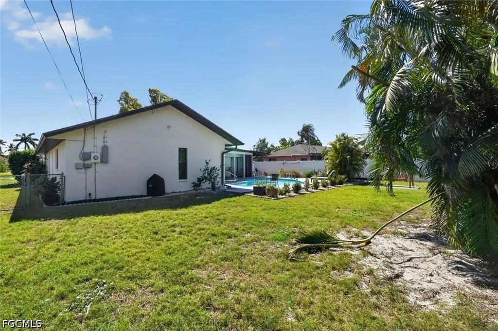 3418 SW 5th Place Cape Coral FL 33914