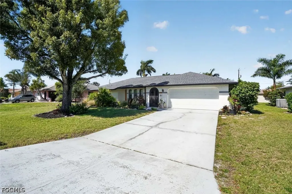 3418 SW 5th Place Cape Coral FL 33914