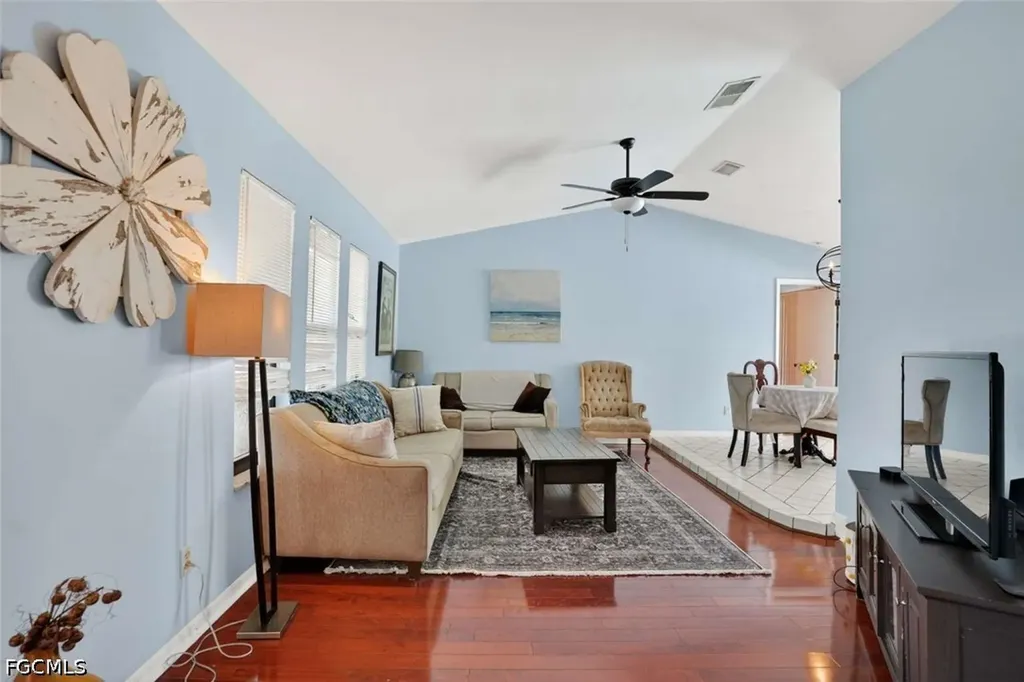 3418 SW 5th Place Cape Coral FL 33914