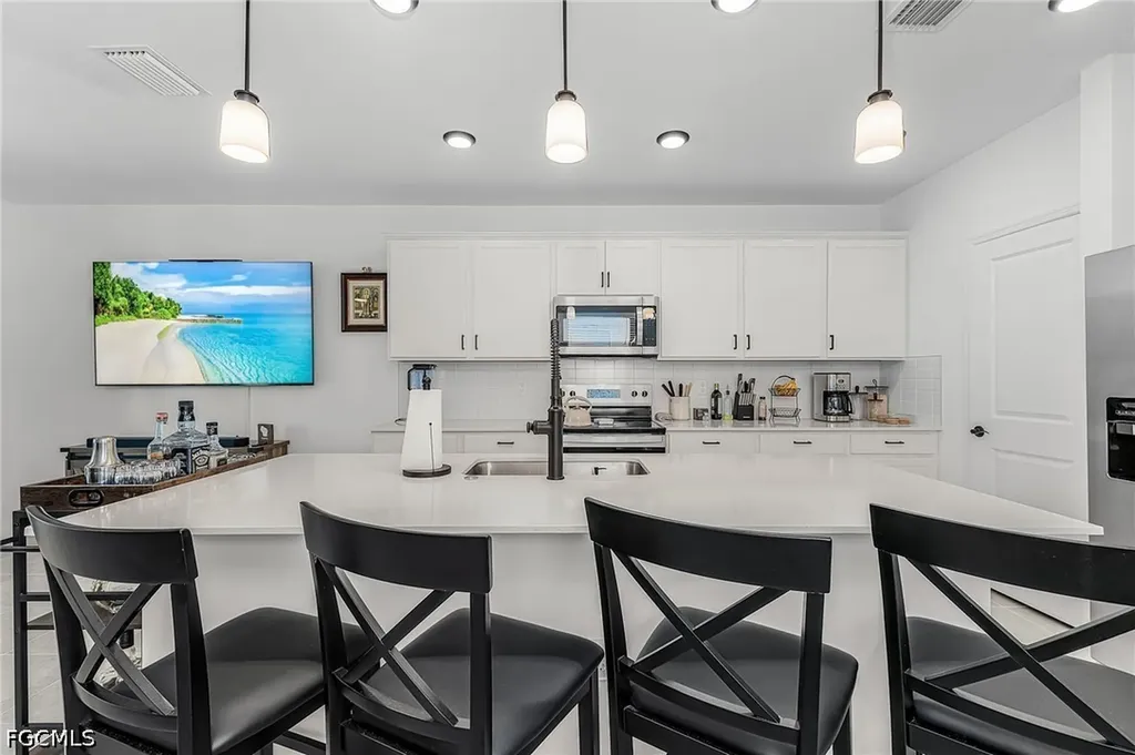 1682 Lake Jessup Circle Cape Coral FL 33909