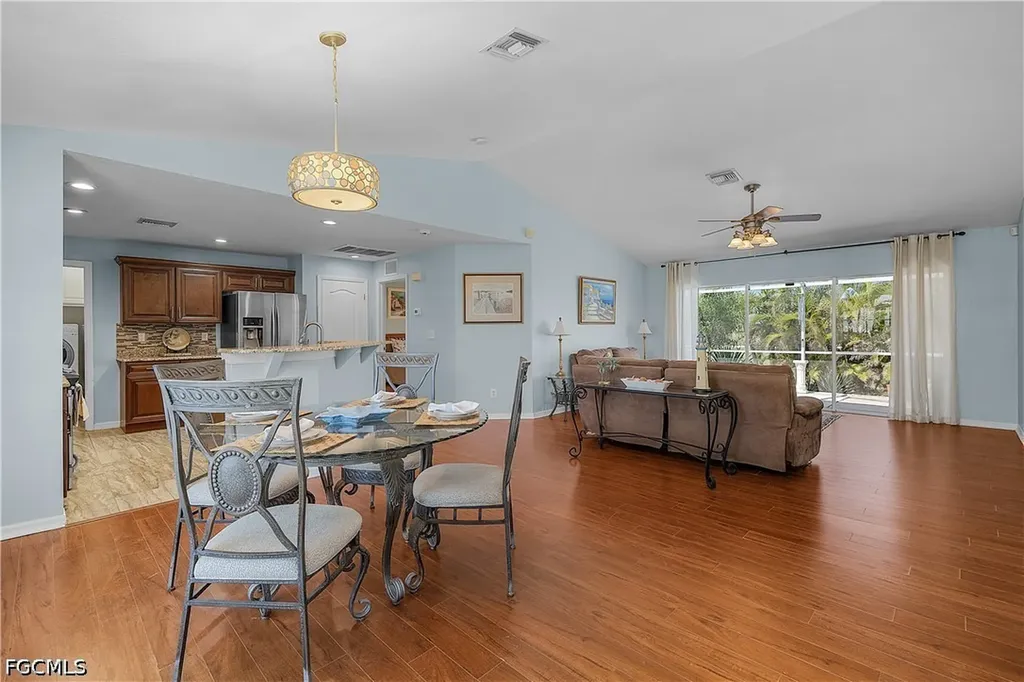 3928 NW 41st Place Cape Coral FL 33993