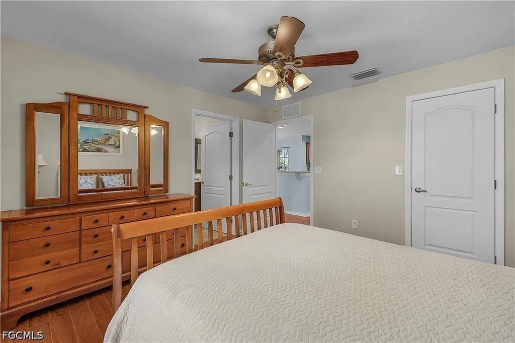 3928 NW 41st Place Cape Coral FL 33993