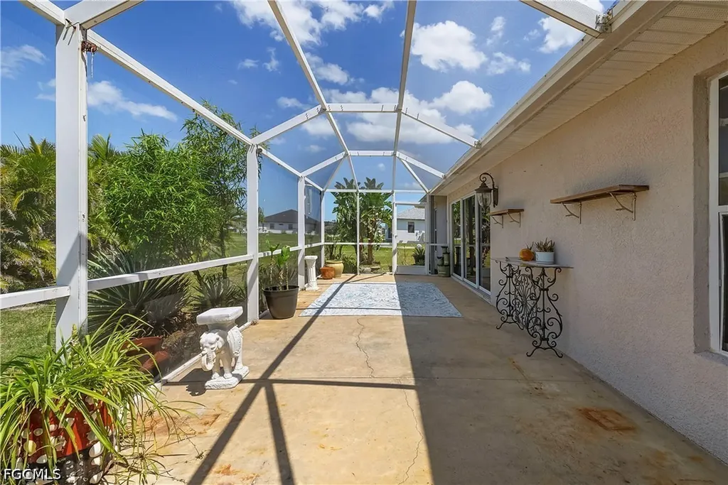 3928 NW 41st Place Cape Coral FL 33993