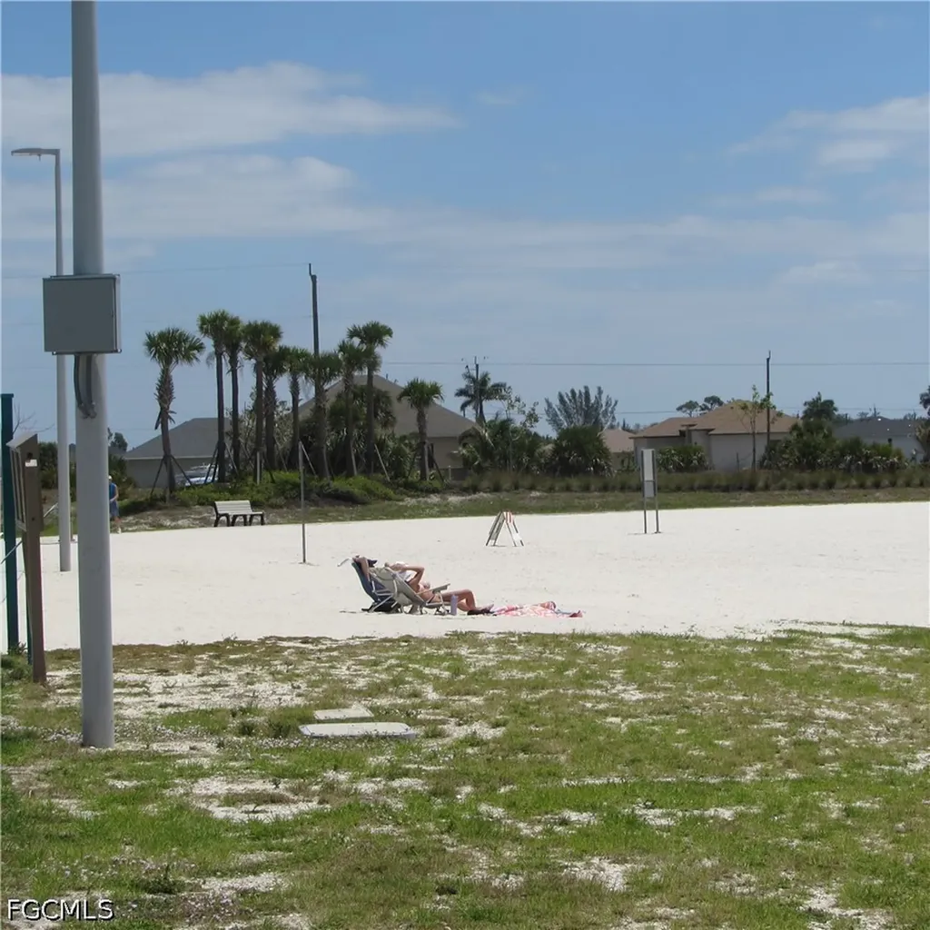 3928 NW 41st Place Cape Coral FL 33993