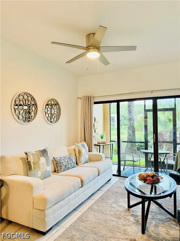 3320 Olympic Drive Naples FL 34105