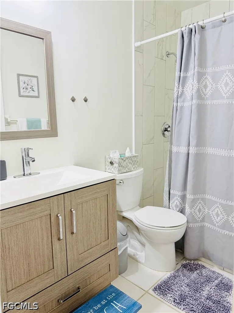 3320 Olympic Drive Naples FL 34105