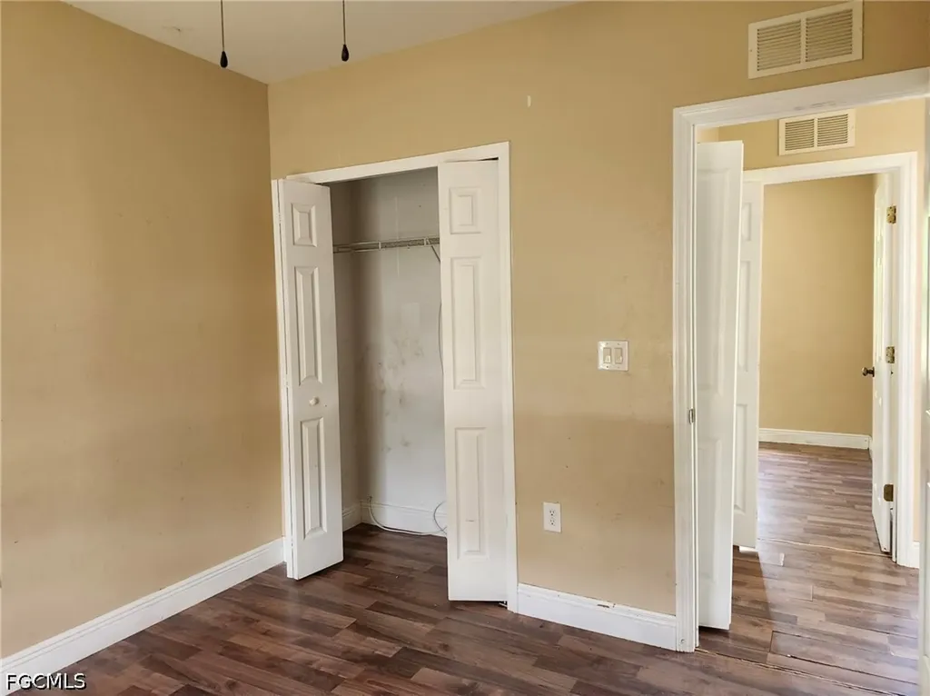 1055 Peach Street Lehigh Acres FL 33974