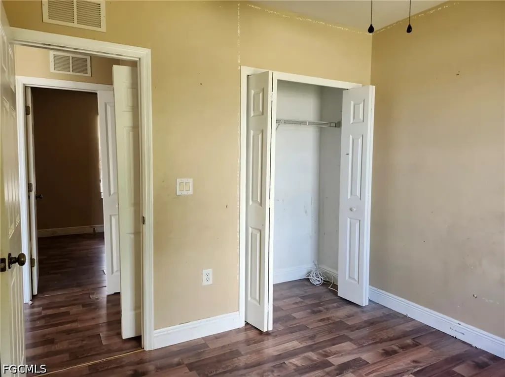 1055 Peach Street Lehigh Acres FL 33974