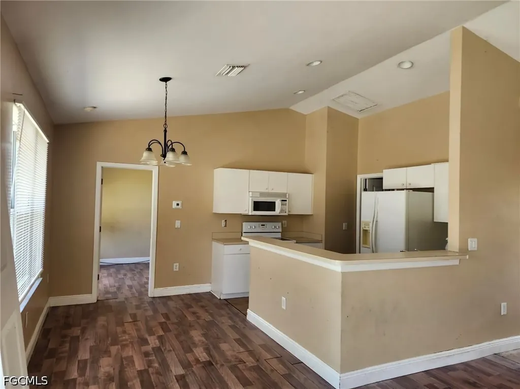 1055 Peach Street Lehigh Acres FL 33974
