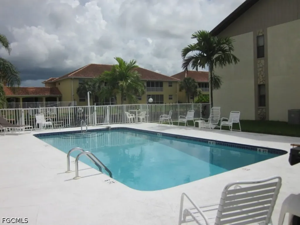 719 SW 47th Terrace Cape Coral FL 33914