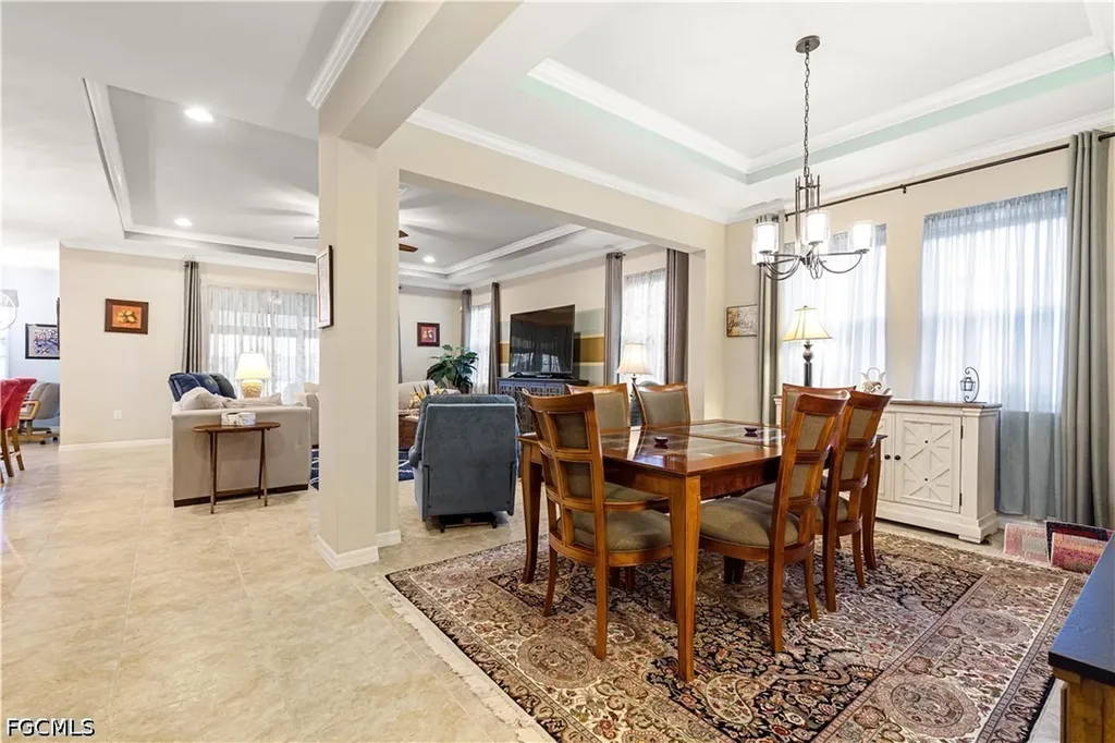 3188 Amadora Circle Cape Coral FL 33909