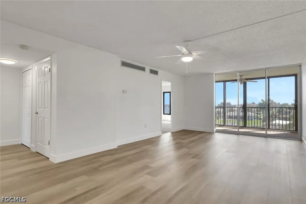 4280 SE 20th Place Cape Coral FL 33904