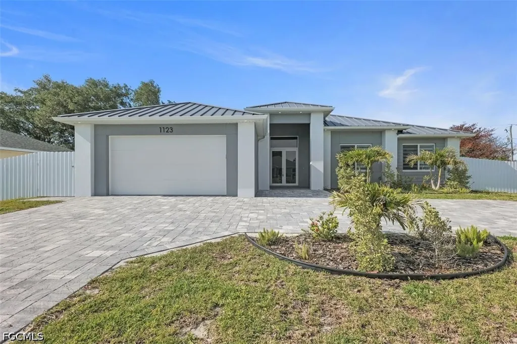 1123 NE 10th Street Cape Coral FL 33909