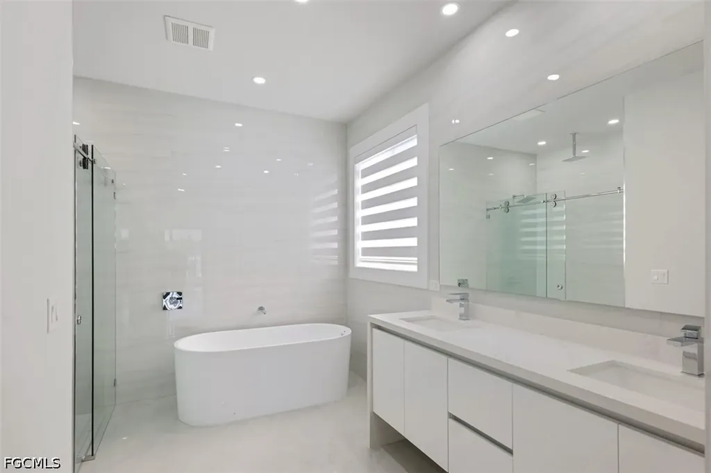 1123 NE 10th Street Cape Coral FL 33909