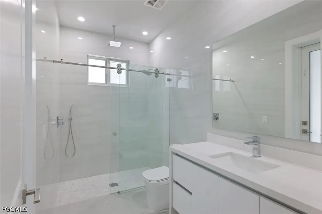 1123 NE 10th Street Cape Coral FL 33909