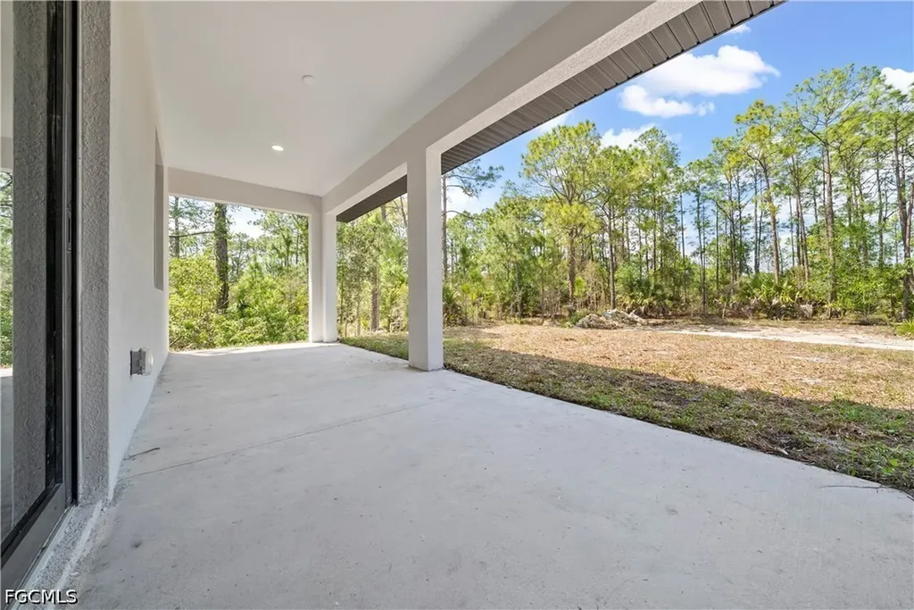 2515 69th Street W Lehigh Acres FL 33971